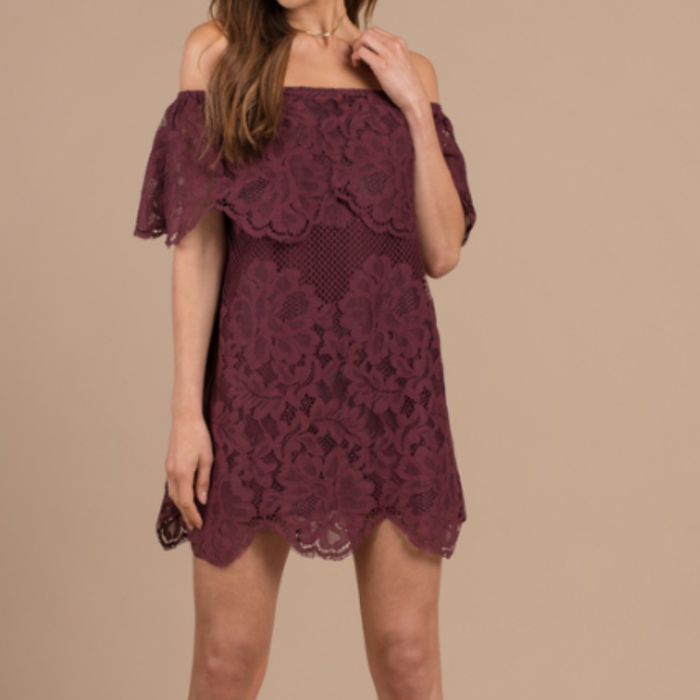 Off the Shoulder Lace Mini Dress